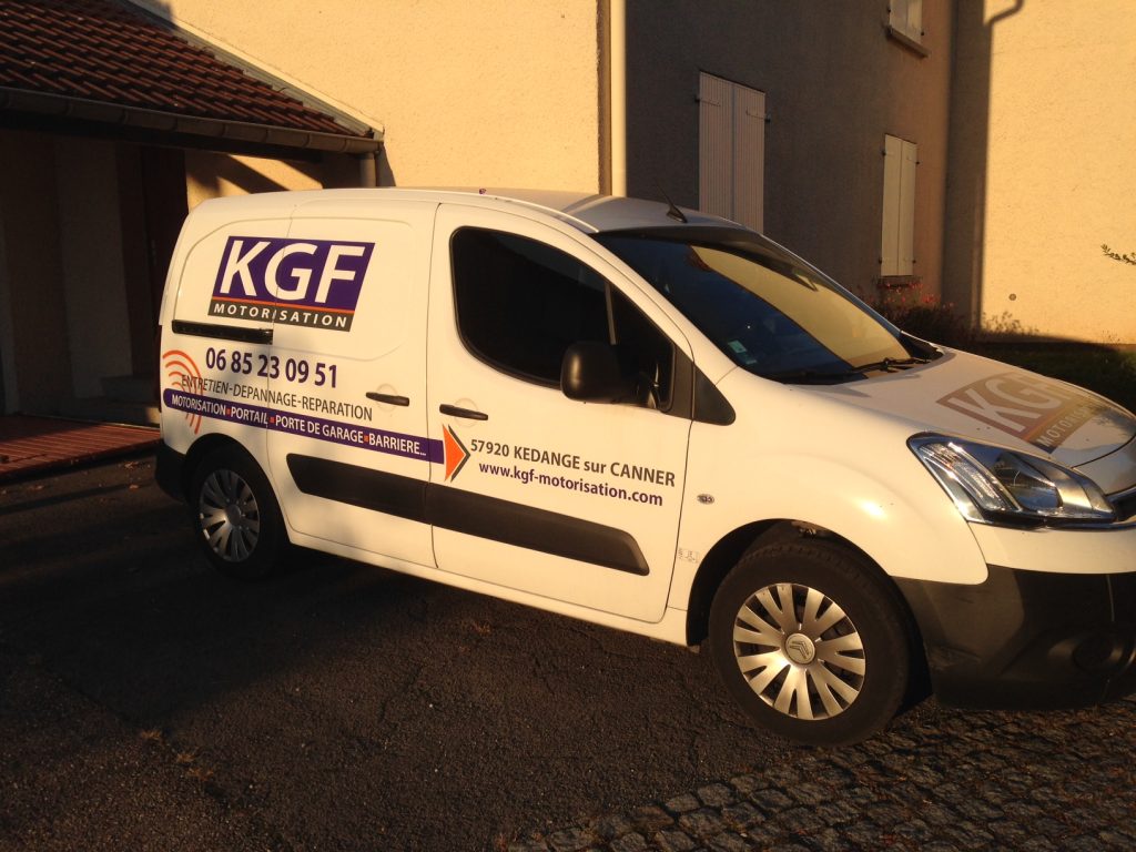 Voiture KGF